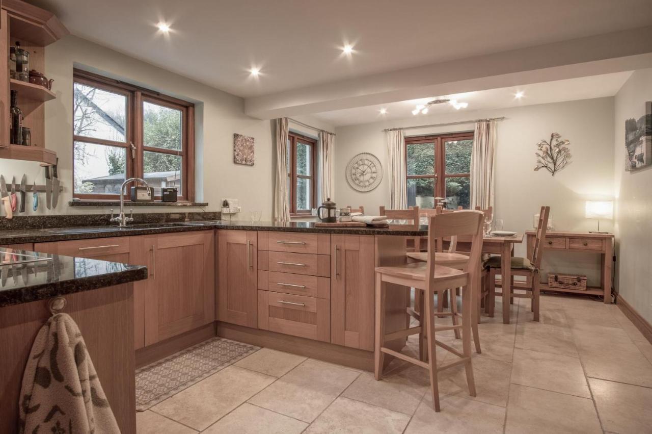 Llais Afon - 3 Bedroom Holiday Home - Fishguard Exterior foto
